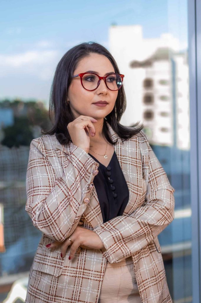 bruna-pires-direito-imobiliario-porto-alegre